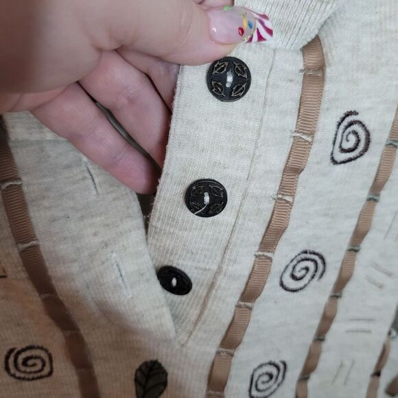 Lightweight Sweatshirt - Size Small - Picture 3 of 5